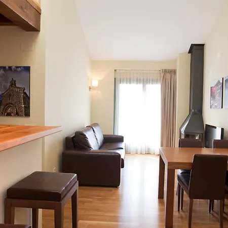 & Cerdanya Lejlighedshotel