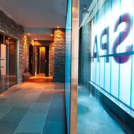 & Cerdanya Aparthotel Bourg-Madame